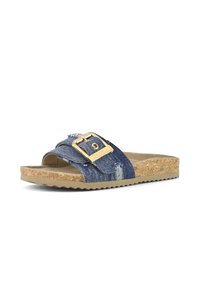 Denimske klizne sandale sa zlatnom kopčom, plitkim čepovim đonom i teksturiranom plavom tkaninom; imaju blagu istrošenost na gornjem materijalu.
