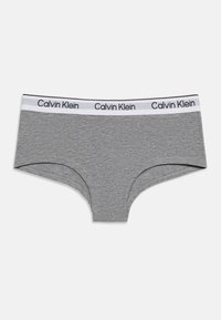 Γκρι γυναικείο σλιπ hipster με λευκή ελαστική ζώνη μέσης που φέρει επαναλαμβανόμενα μαύρα λογότυπα "Calvin Klein".