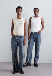 Feng Chen Wang SEAMING PANTS UNISEX - Straight leg jeans - blue