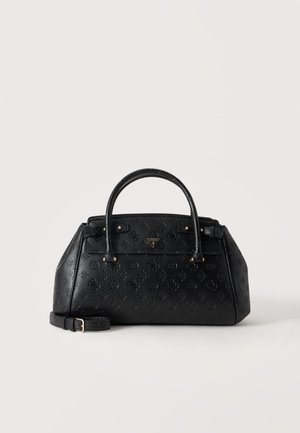 Sac à main en cuir noir avec motif embossé, double poignée et bandoulière amovible, présenté sur un fond uni clair.