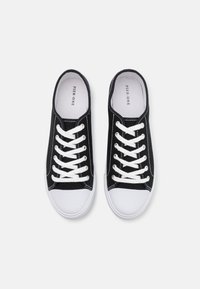 Pier One UNISEX - Sapatilhas - black