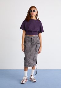 Alpha Industries T-shirt med print - plum