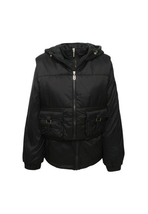Giacca nera imbottita con cappuccio, chiusura a zip e due tasche anteriori con patta. Presenta un design cropped e una texture liscia e lucida.