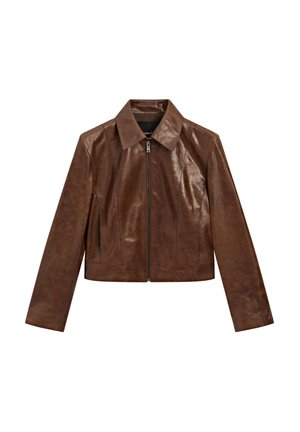 Bruine lederen cropped jas met een spitse kraag, ritssluiting en een gladde textuur met subtiele glans en naaddetails.