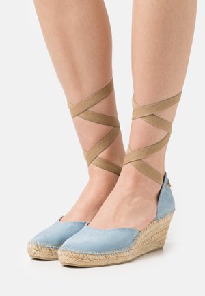 Selected Femme SLFMIA WEDGE  - Sapatos de salto alto com atacadores - blue bell
