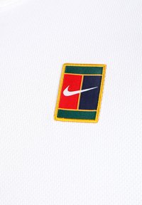 Nike Performance NIKECOURTADVANTAGE SLAM TOP LN - T-shirt basic - white