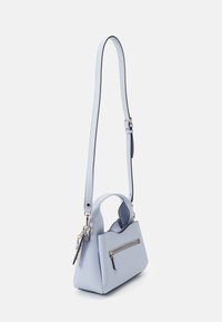 Guess IWONA - Handtas - sky blue