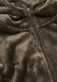 Cellbes of Sweden WITH POCKETS AT THE FRONT - Badekåber - nougat
