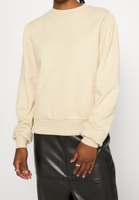 NA-KD Felpa - beige