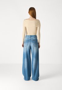 LOIS Jeans SKATER LOOSE - Brīva piegriezuma džinsi - stone