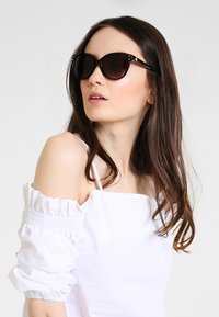 Michael Kors - JAN - Sunglasses - brown Thumbnail Image 1