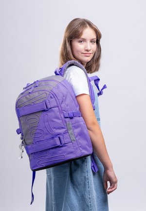 Baagl, BAAGL SKATE DUAL SCHULRUCKSACK-SET 3TLG.: SCHULRUCKSACK, FEDERMÄPPCHEN, SPORTTASCHE SET - School set - violett