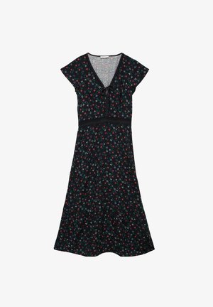 Robe noire à manches courtes avec petit imprimé floral rouge, vert et blanc, encolure en V avec détail noué et bordure en dentelle à la taille.