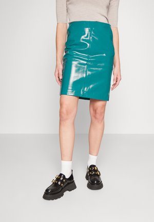EDITION CECILIA - Koen sukn - shaded spruce