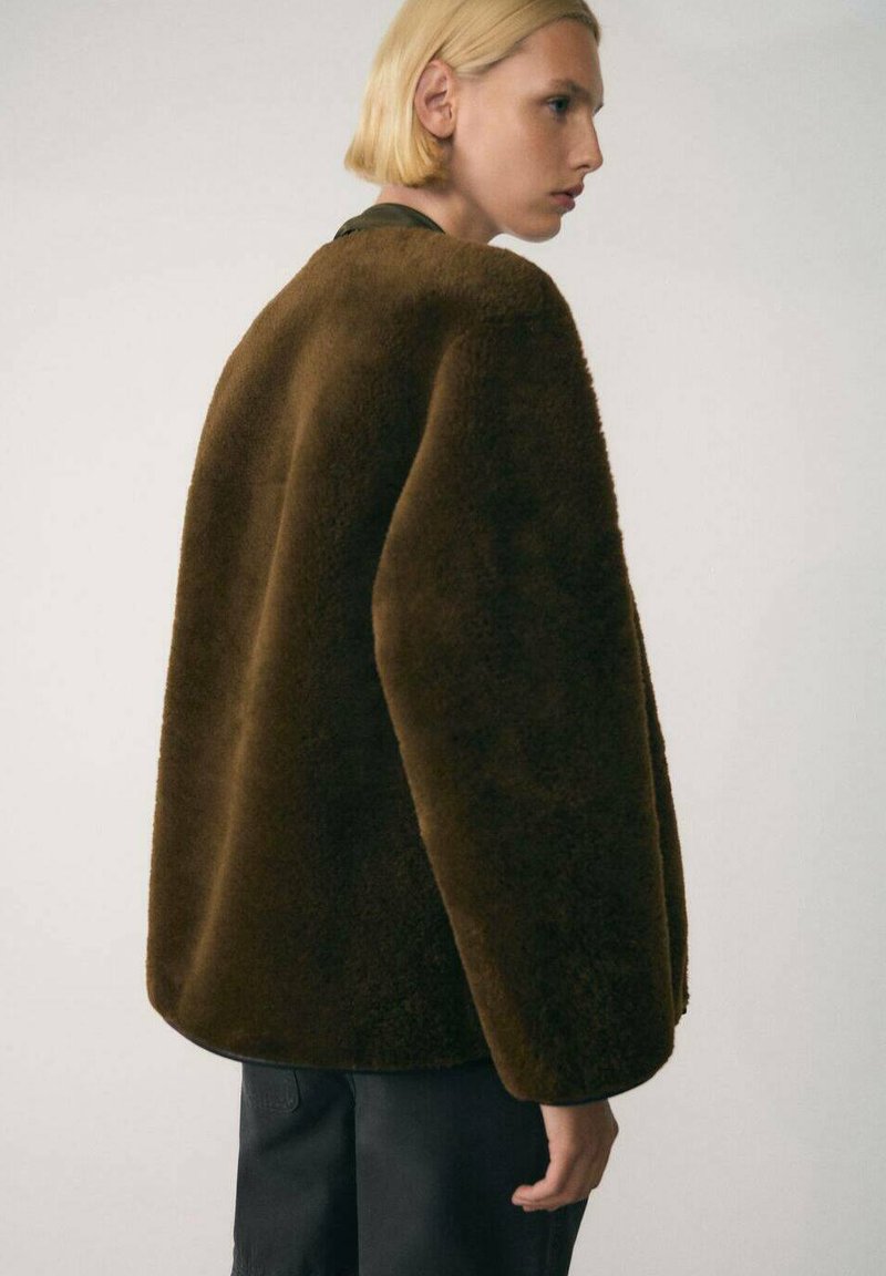 Mango Chaqueta de entretiempo - khaki
