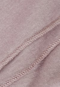 Intimissimi HOCHGESCHLOSSENES -ULTRALIGHT - Langarmshirt - violett  j  dusty