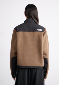 The North Face W RETRO DENALI JACKET - Fliisjakk - smokey brown/black