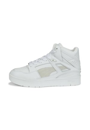 Høje sneakers i hvid læder med grå ruskindsdetaljer, med snørebånd, polstret krave og tekstureret gummisål.