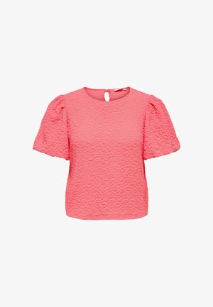 Blouse rose texturée à manches courtes avec manches ballon et une petite fermeture à bouton en forme d'œillet au niveau de l'encolure dos.