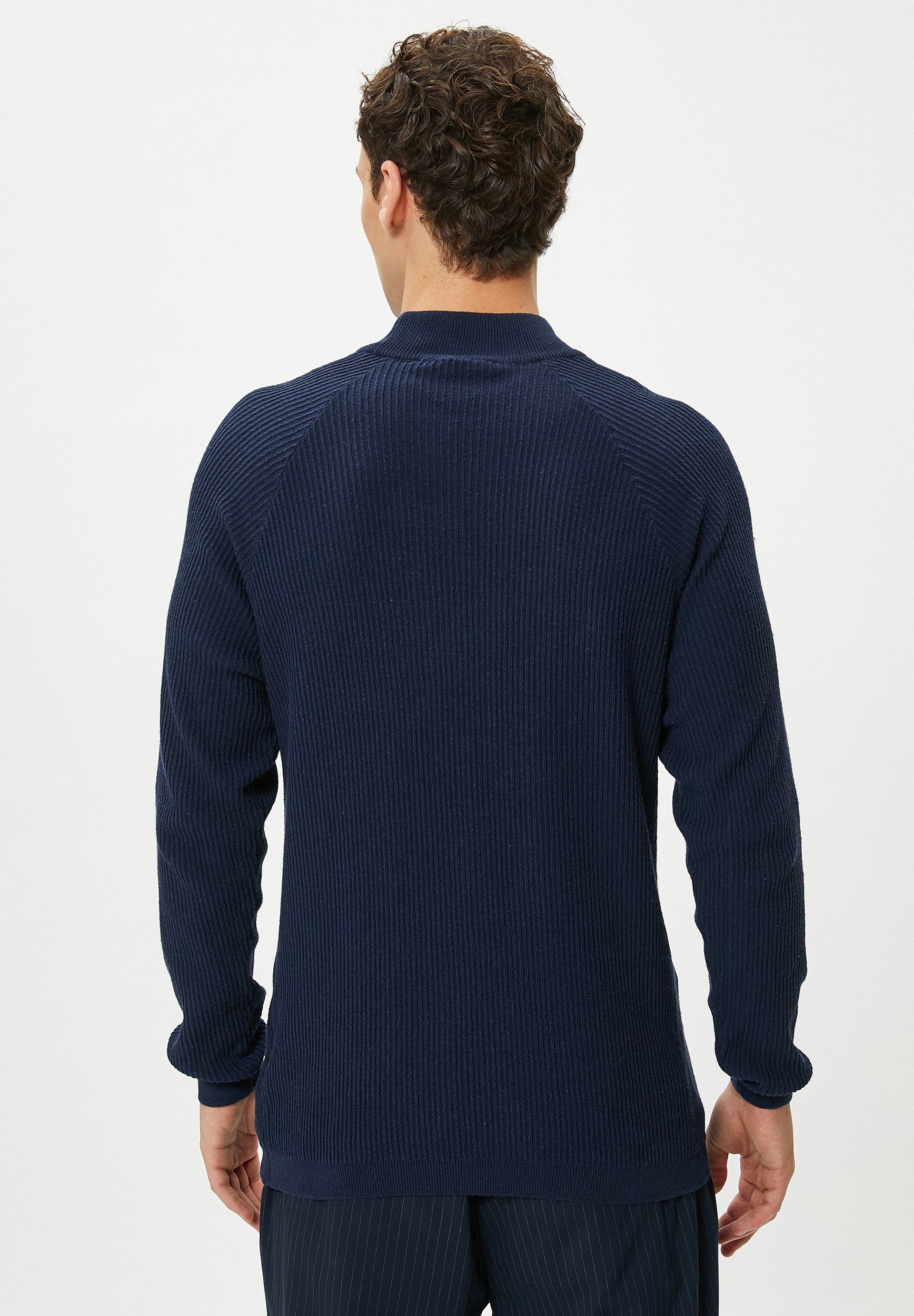 Koton Bird Embroidered-Maglietta Girocollo a Maniche Corte, Slim Fit T-Shirt, Navy (716), XL Uomo