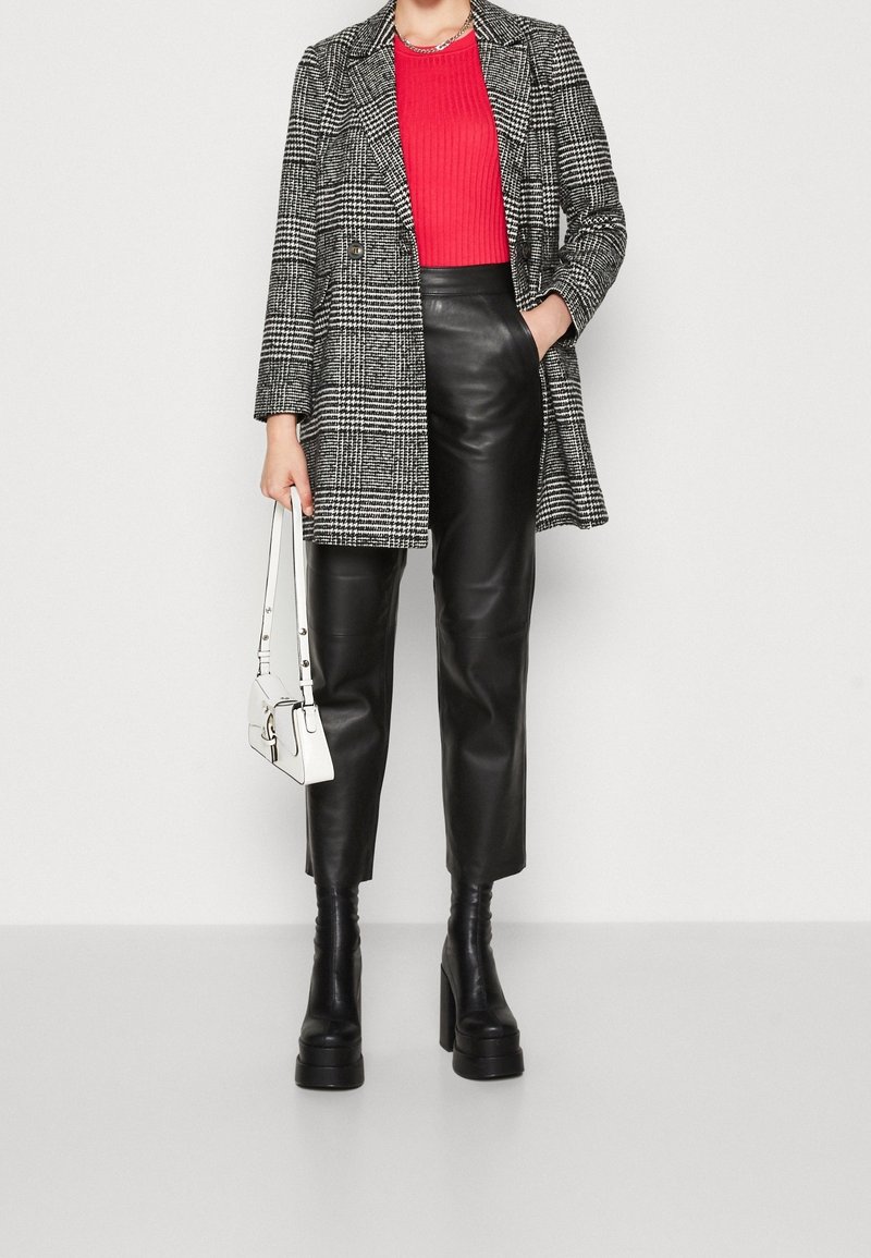 ONLY Kurzmantel black/schwarz (Pre-owned)