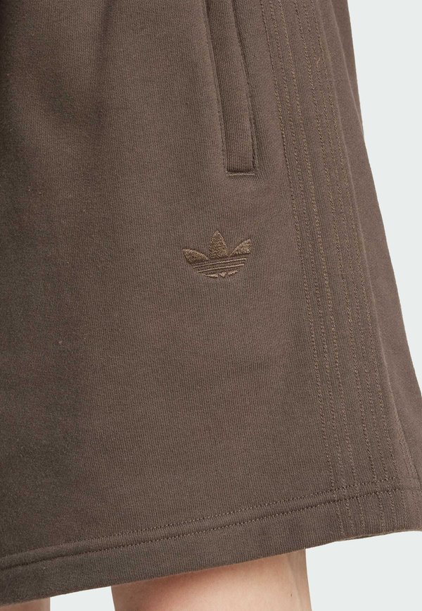 SHO - Tracksuit bottoms - shadow olive2
