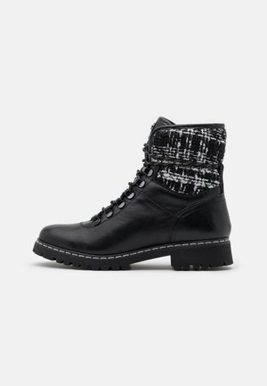 Stivaletti stringati - black