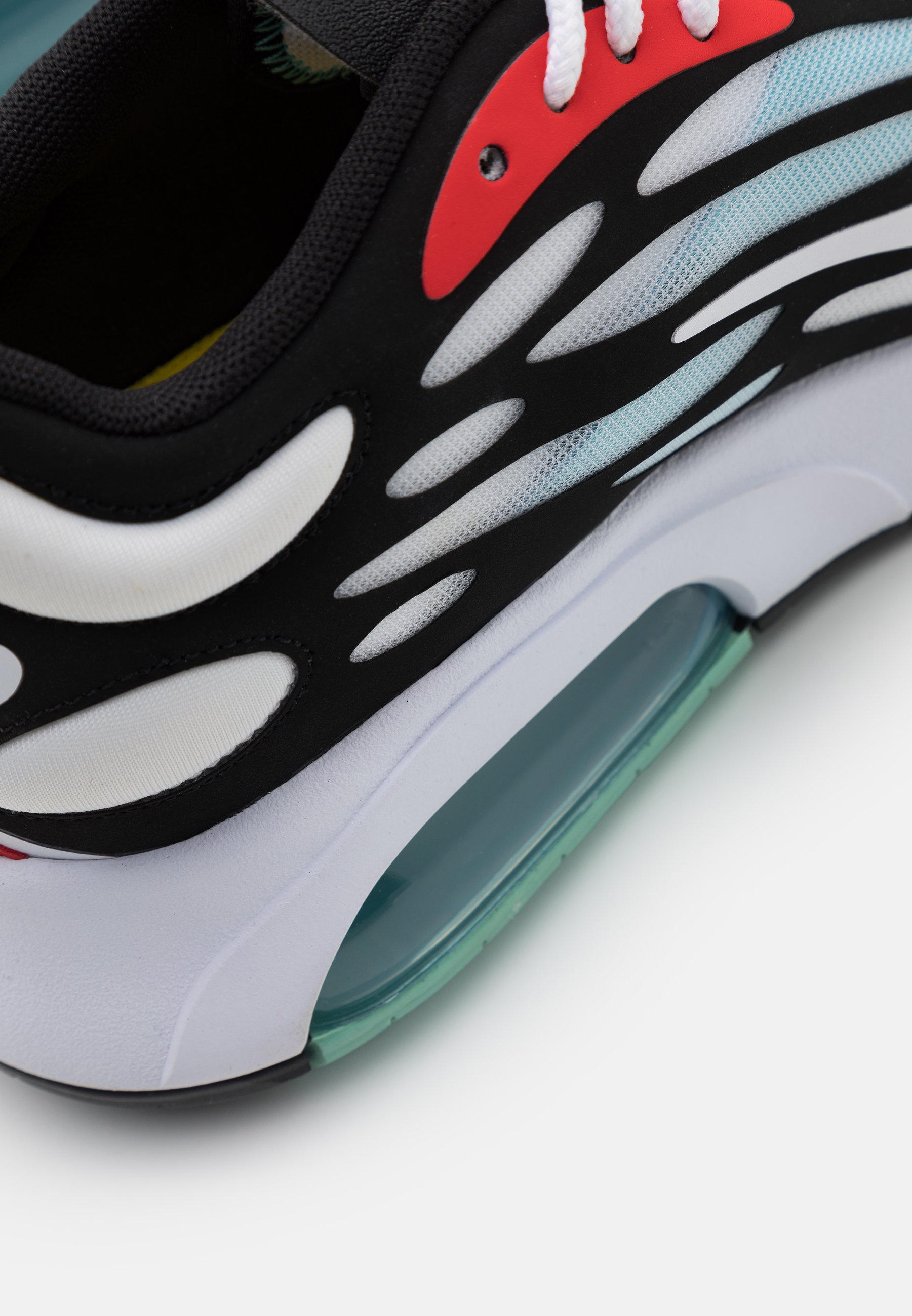 Nike Sportswear AIR MAX EXOSENSE UNISEX - Zapatillas - white/black/chile  red/speed yellow/bleached aqua/blanco - Zalando.es