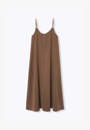 Robe midi marron sans manches avec fines bretelles réglables et encolure en V, présentée sur fond blanc.