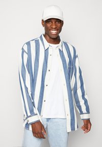 Levi's® SILVERTAB OVERSIZE - Camisa -  indigo