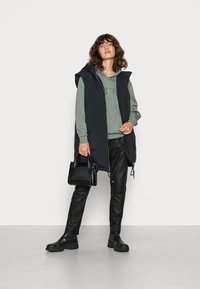 MSCH Copenhagen IMA HOOD - Camisola - green