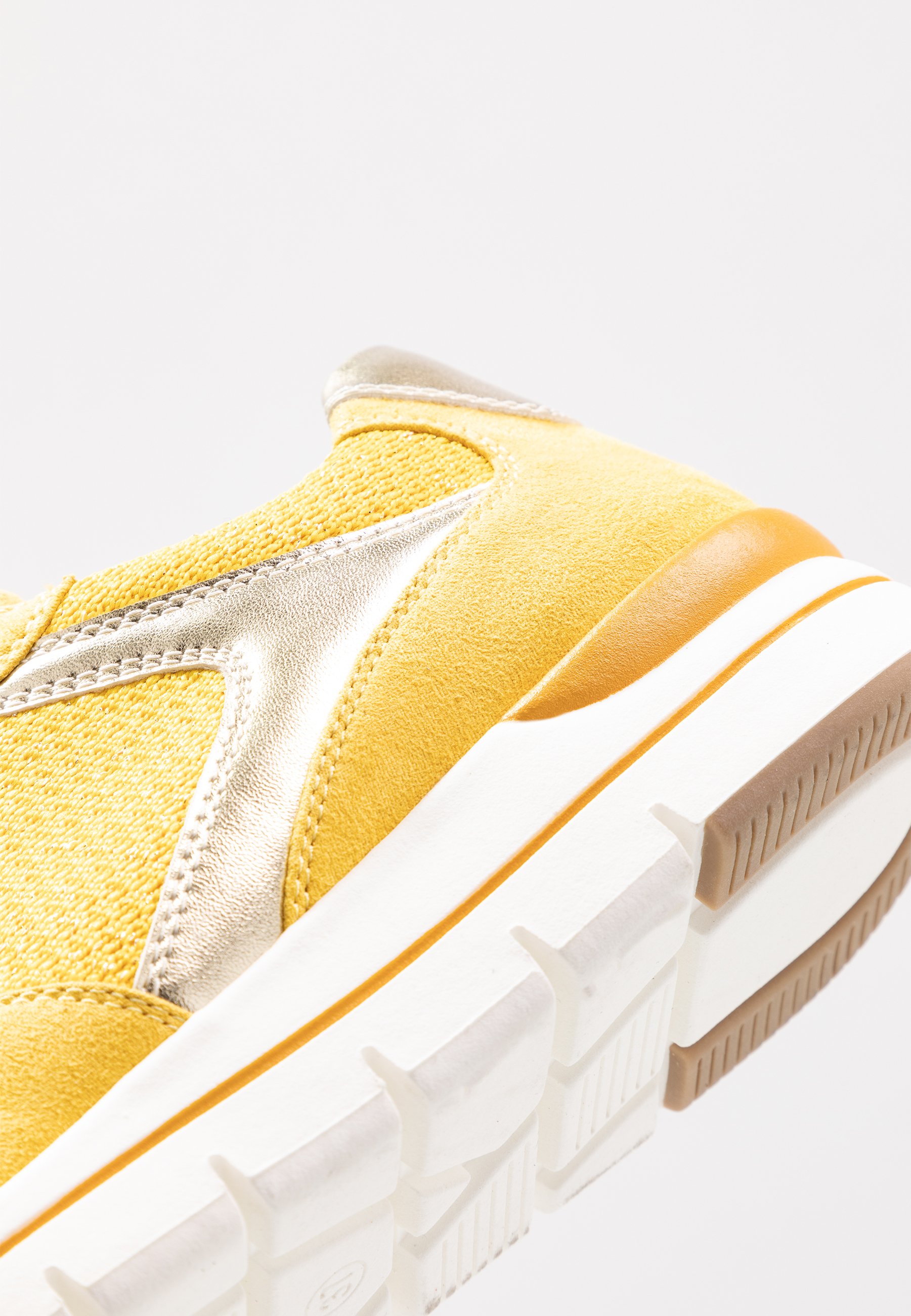 LOVE OUR PLANET by MARCO TOZZI Joggesko yellow Zalando.no LOVE OUR PLANET by MARCO TOZZI Joggesko yellow Zalando.no