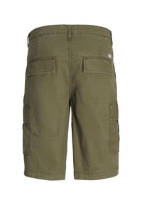 Khaki šortky v olivově zelené barvě, vyrobené z odolné látky, mají dvě zadní kapsy a boční cargo kapsy s rovný střihem a šitými švy.