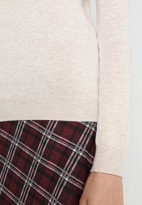 Zalando Essentials Strickpullover - sand