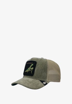 Casquette de trucker verte et grise avec un panneau avant texturé, des côtés en mesh, présentant un patch noir d'une sauterelle et le mot « HEARTBREAKER ».