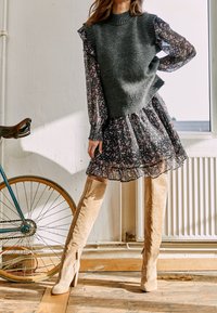 ONLY Neule - dark grey