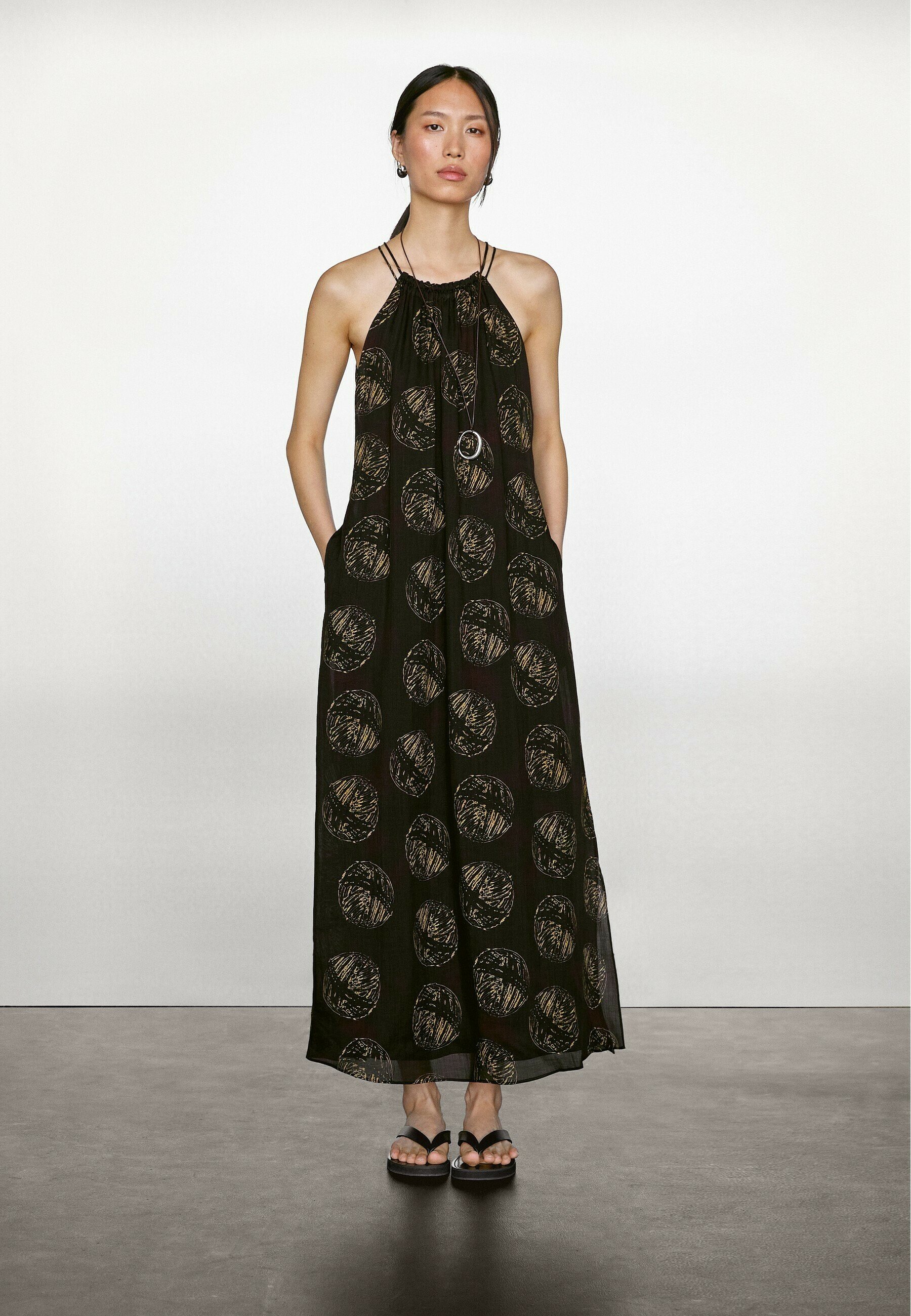 【Massimo Dutti】Long dress with contrast ribbons Long dress with contrast ribbons · Khaki · Smart / Dresses
