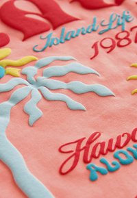 Next BACK GRAPHIC  - Triko s potiskem - coral pink