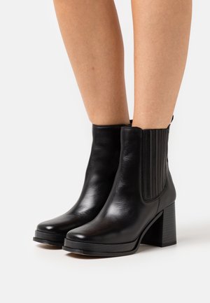 San Marina, Bottines à talons hauts - black