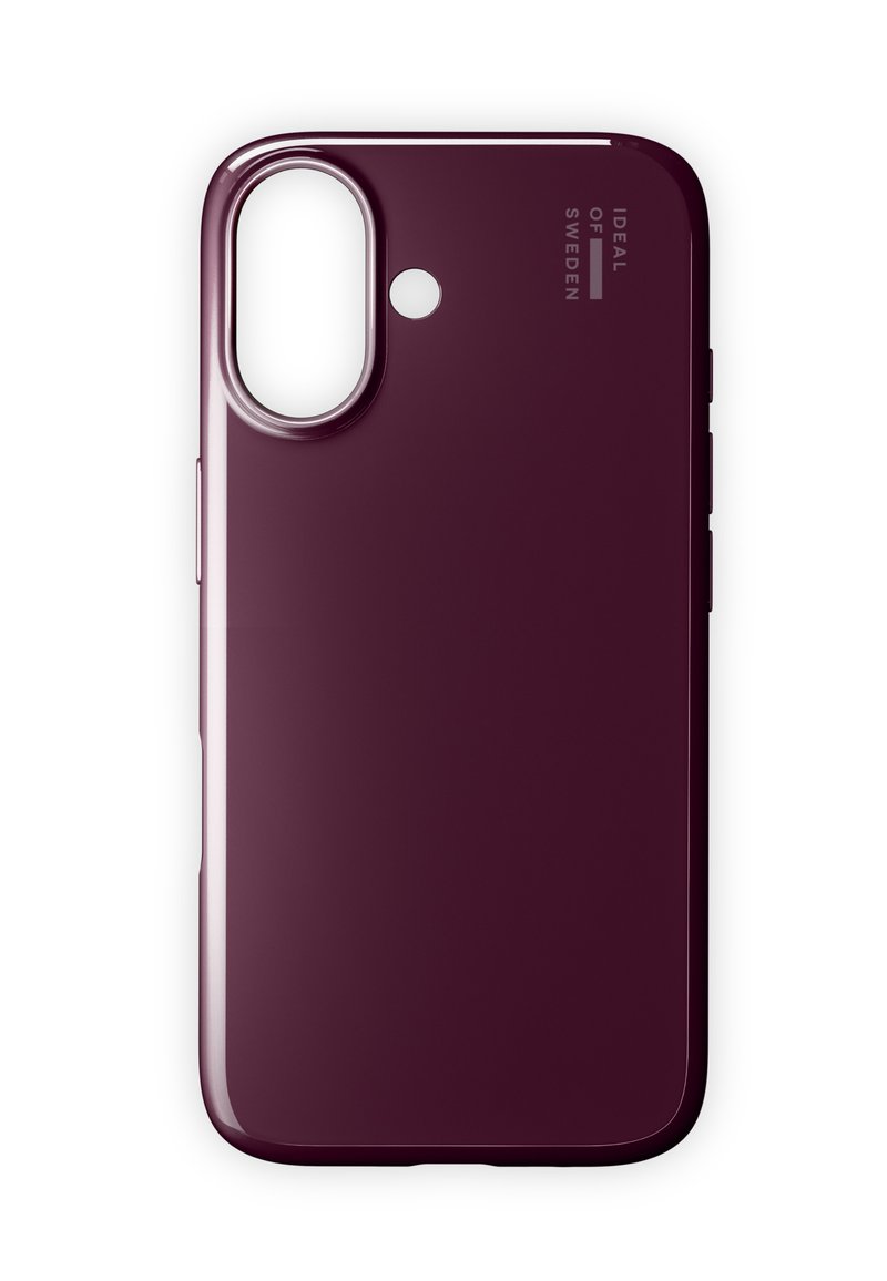 Viininpunainen puhelinkotelo kiiltävällä pinnalla, leikkaukset kameralle ja painikkeille, hillityllä fontilla painettua tekstiä. Sileä rakenne.