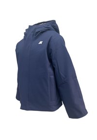 Giacca impermeabile blu navy con cappuccio, dotata di una zip frontale, tasche e un piccolo logo sul lato sinistro del petto. Texture liscia e design aderente.