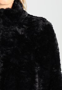 Dorothy Perkins Vinterjacka - black