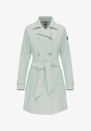 Lichtgroene double-breasted trenchcoat met brede kraag, bijpassende riem, knoopmanchetten, zijzakken en logopatch op linkermouw.