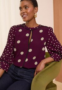 Love & Roses ANIMAL TIPPED CREW NECK - REGULAR FIT - Blusa - red polka dot