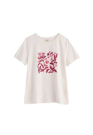 Wit T-shirt met korte mouwen, ronde hals en een centrale roodbloemige print met stelen en bloemen.