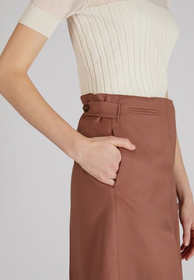 Slowear BERMUDA - INCOTEX - Short - brown