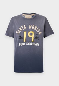 Sötétkék pamut póló, átmenetes hatással, "SANTA MONICA" és "19" sárga és krém színű hímzéssel, kerek nyakkal és rövid ujjakkal.