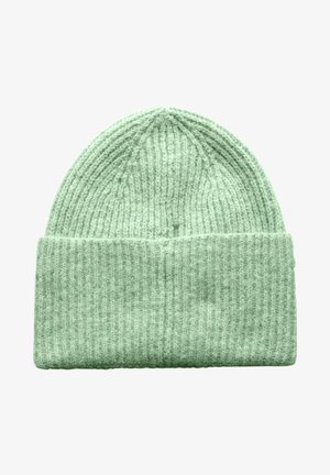 Lys grøn strikket beanie-hat med ribbet tekstur og foldet kant. Blødt uldblandingsmateriale, afrundet top og ingen synlige mønstre eller hardware.