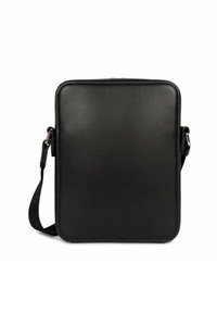 Borsa nera in pelle con superficie texture, forma rettangolare, bordi lisci e tracolla regolabile. Dimensioni compatte adatte per l'essenziale.