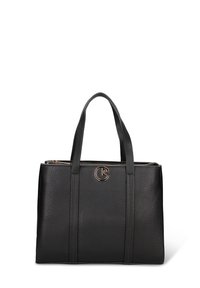 Sac fourre-tout en cuir noir avec une finition texturée, deux poignées supérieures, une fermeture éclair et un logo métallique sur le devant.